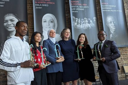 Pour son engagement dans la protection de l’environnement Olivier Ndoole reçoit un prix international !