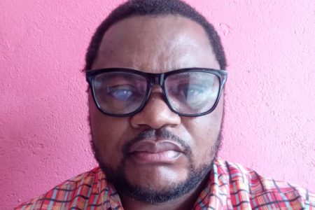 Le Chef de Travaux Kilauri pose le premier jalon scientifique en matière d’entrepreneuriat
